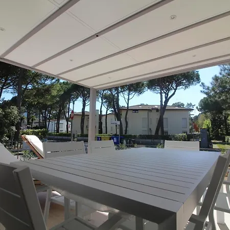 Vela Deluxe Villa